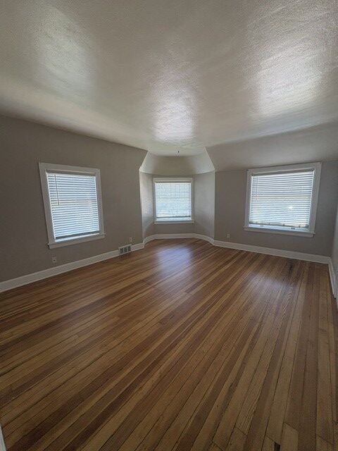 Featured image 2
